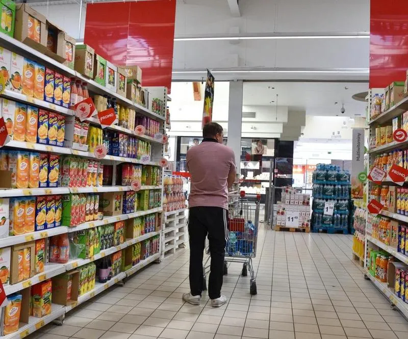 Czy 11 listopada sklepy będą otwarte? Sprawdź, co musisz wiedzieć!