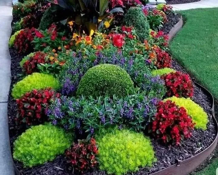 Jak stworzyć idealną rabatę kwiatową – porady i inspiracje dla każdego ogrodnika