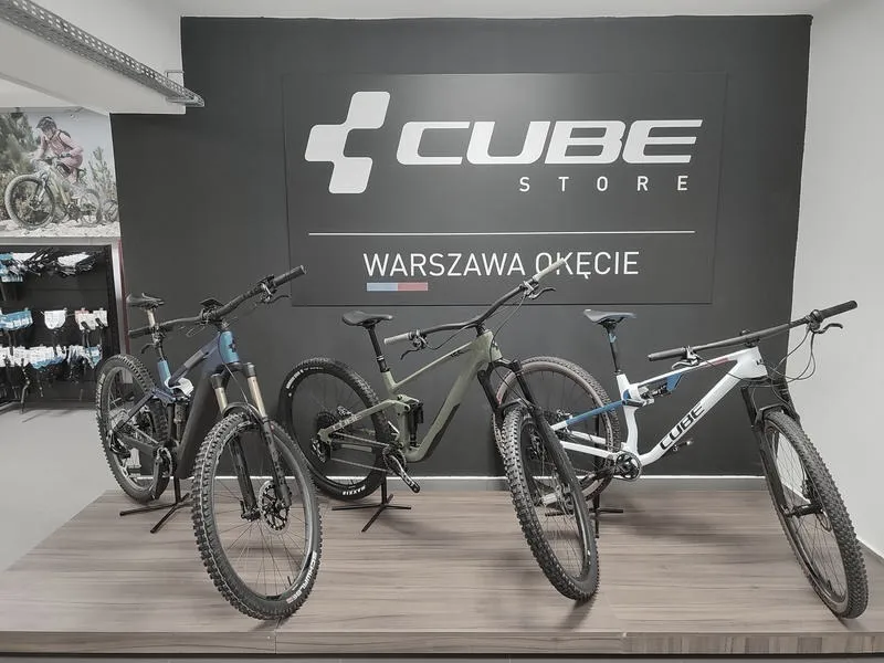 Jakie sklepy w Warszawie są dzisiaj otwarte? Sprawdź najnowsze informacje!